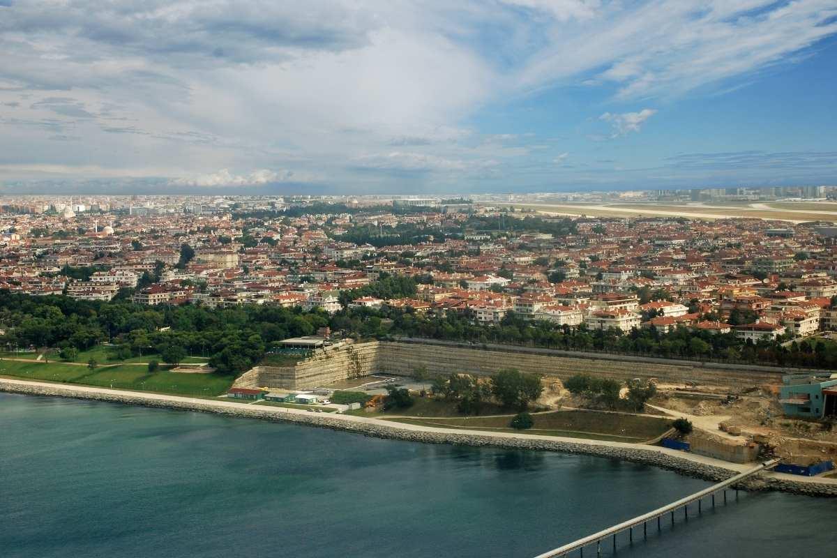 Florya Menekşe Plajı